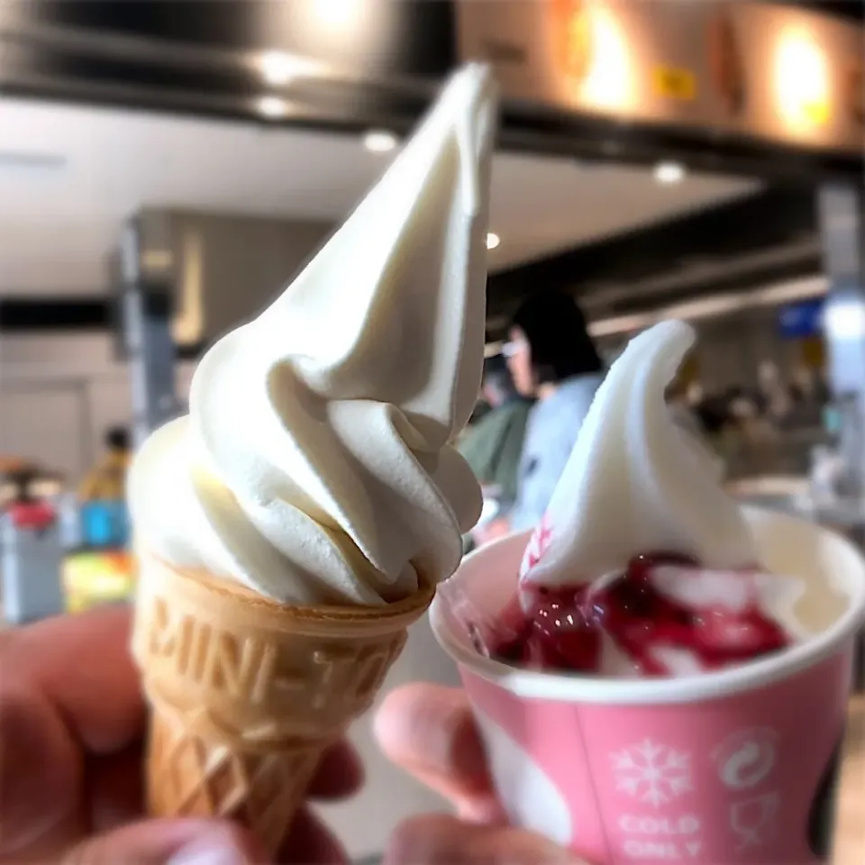 50円ソフトクリーム＆
150円フローズンヨーグルト♪|ましてさん