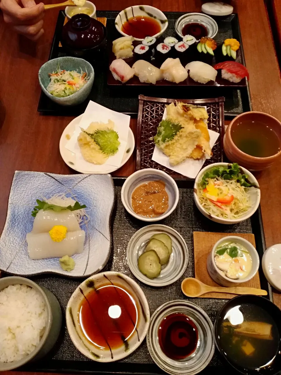 |おうちご飯と外食の記録^^さん