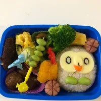 遠足のお弁当にモクロー弁当作りました。|まるさん