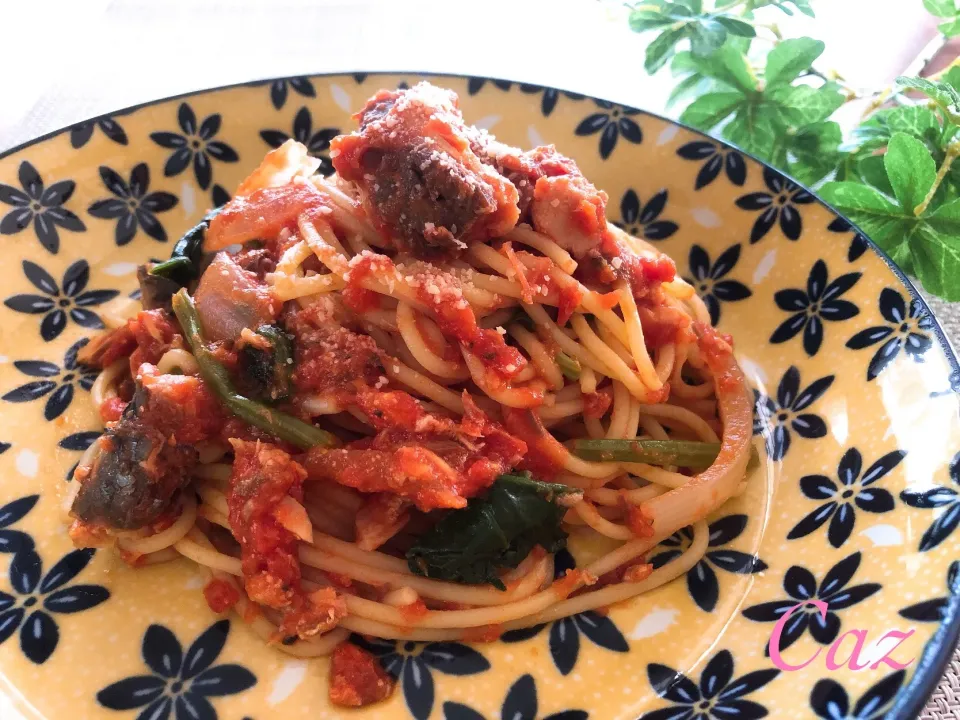 鯖とほうれん草のトマト風味パスタ🍅|きゃずさん