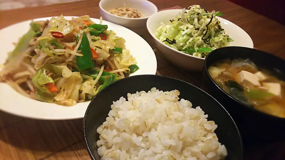 Snapdishの料理写真:野菜炒め定食～
の晩ごはん✨|kaz(*･ω･)さん