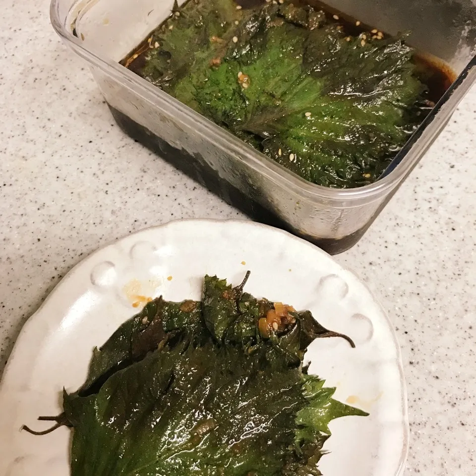 Snapdishの料理写真:ご飯のお供的な大葉|ろぴさん