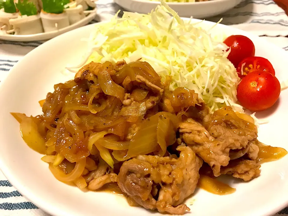 Snapdishの料理写真:豚こま生姜焼き|Hiropanさん