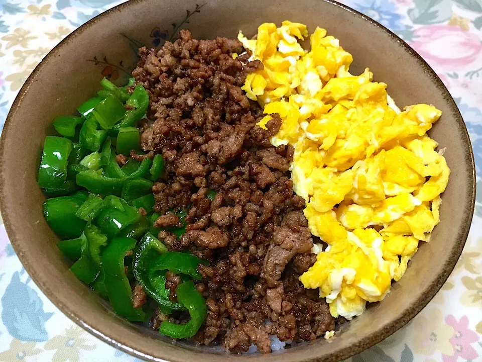 三色丼|ゆうじ.さん