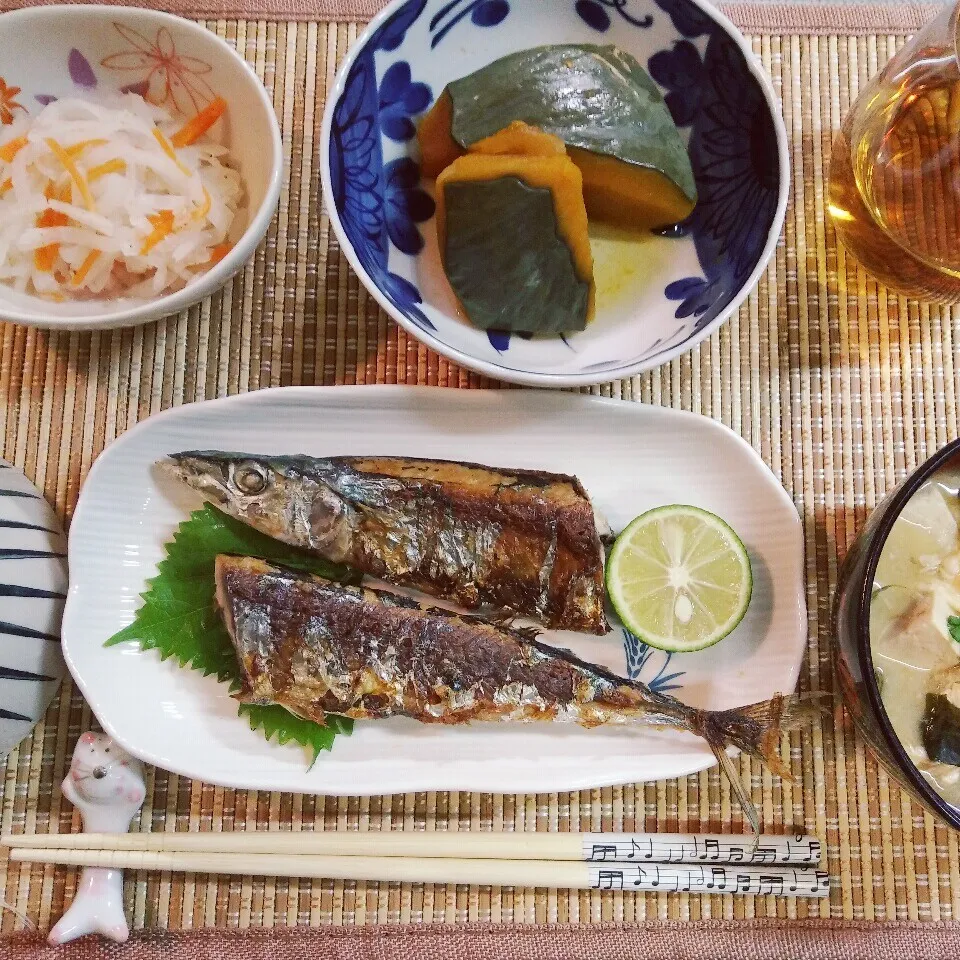 焼き秋刀魚定食|チャッティーさん