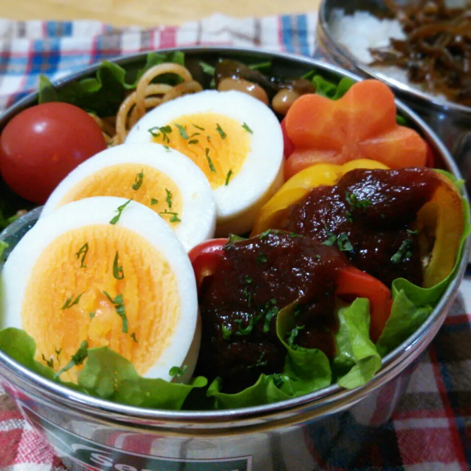 パプリカ肉詰め弁当|チャッティーさん