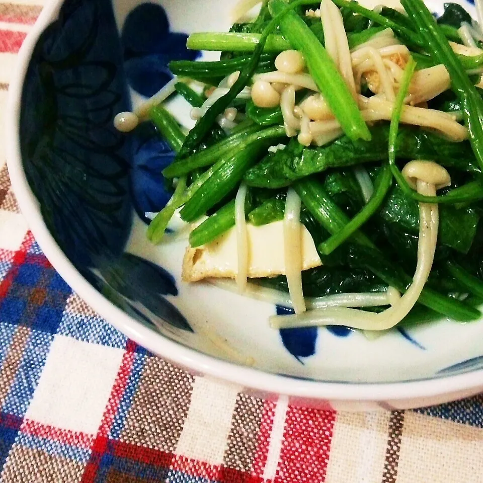 ほうれん草と厚揚げの炒め物|チャッティーさん