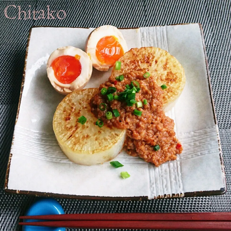 簡単＊坦々肉味噌de超激ウマ♡♡自慢の大根ステーキ♡|ちたこさん