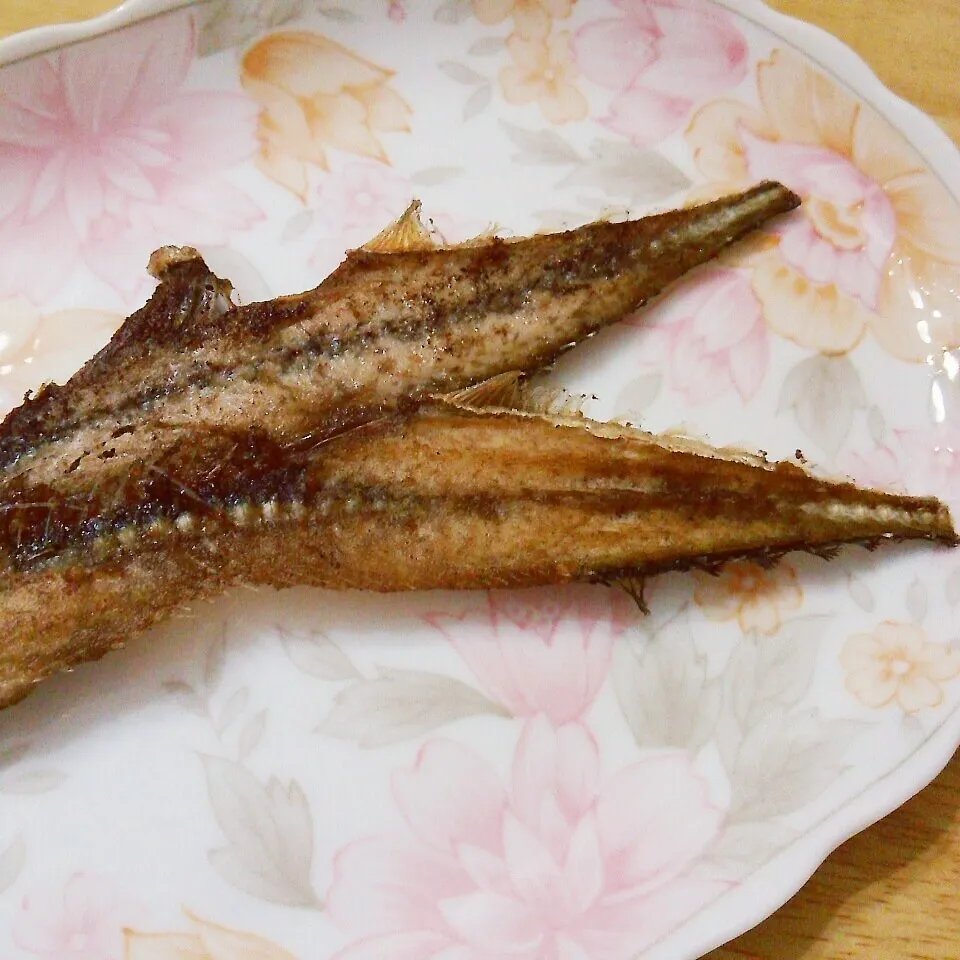 Snapdishの料理写真:秋刀魚の骨|チャッティーさん