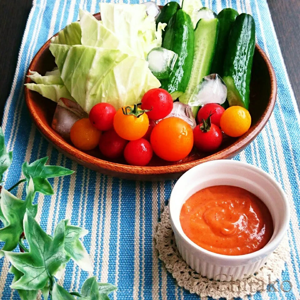 野菜がモリモリ食べられる♡居酒屋風＊ピリ辛にんにくマヨ味噌♡|ちたこさん