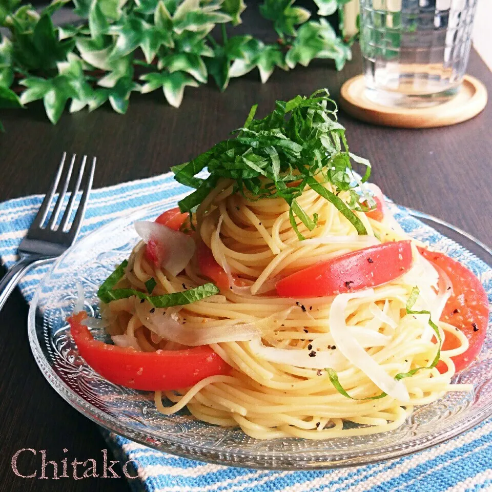 超簡単♪美味しすぎ♡トマトと大葉の冷製パスタ♡節約＊ヘルシー|ちたこさん