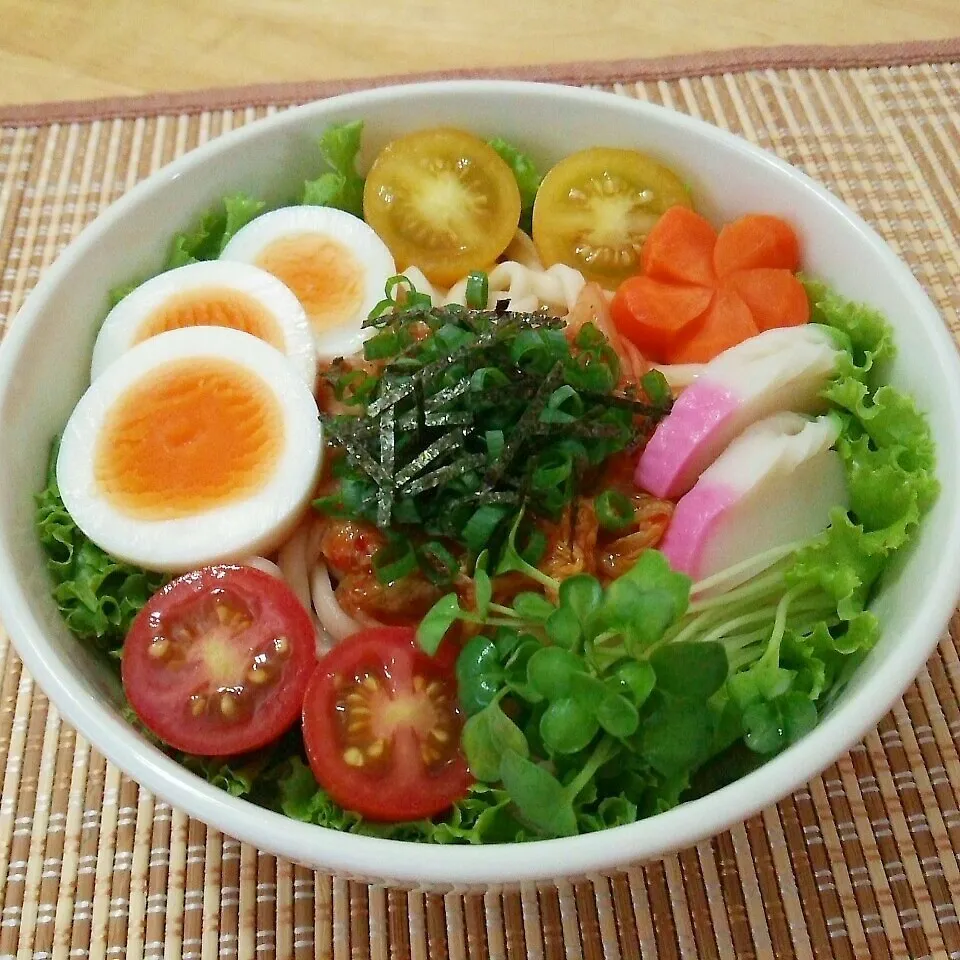 冷やしキムチうどん弁当|チャッティーさん