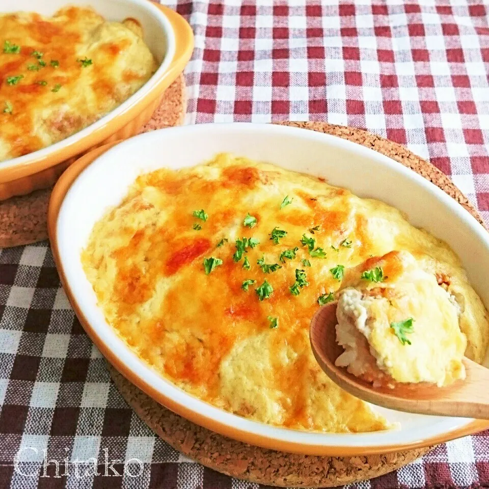 混ぜて焼くだけ超絶品♡鮭フレと味噌マヨの豆腐クリームドリア♪|ちたこさん