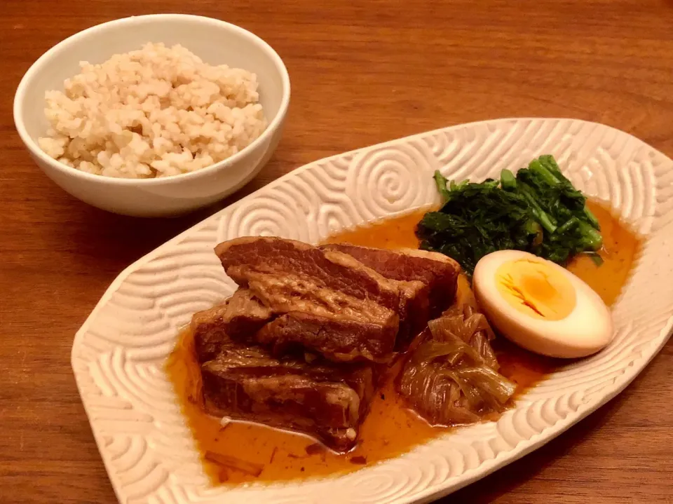 電気圧力鍋で煮た角煮と玄米ご飯|マユマユさん