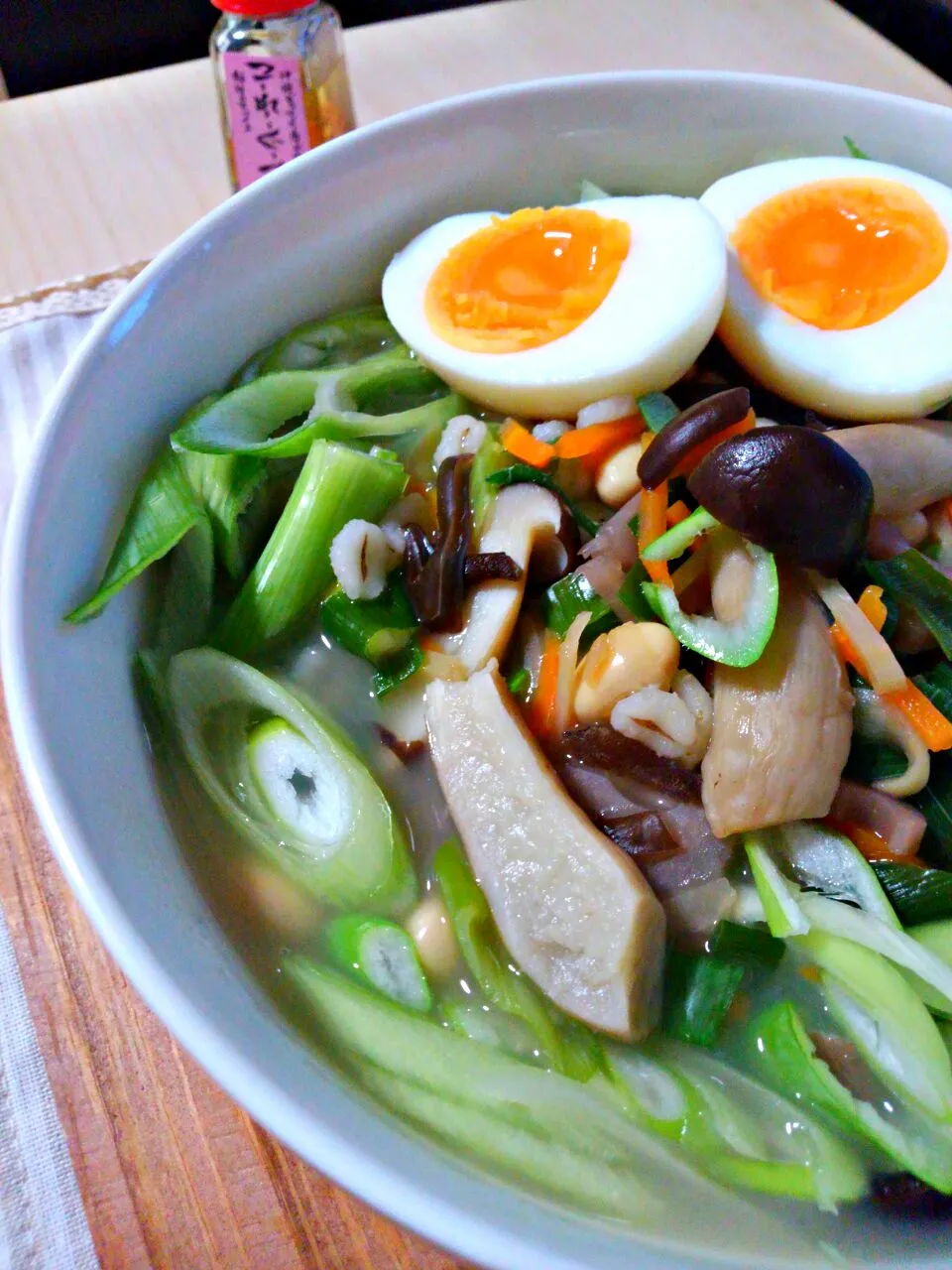 沖縄めんで具たぐさん生姜葱ラーメン|みるくここあさん