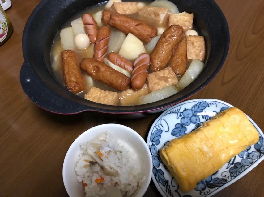 お夕飯   おでん ᵃⁿᵈ卵焼き、菊芋ᵃⁿᵈ人参の炊き込みご飯|ma-ko omaさん