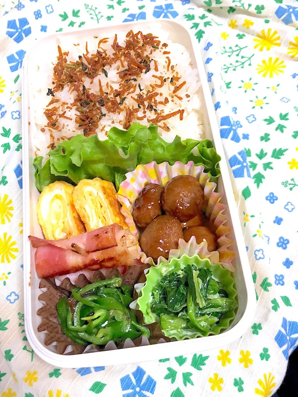 11.4☆旦那弁当
ミートボール
卵焼き
エノキのベーコン巻
無限ピーマン
ほうれん草のマヨ和え|のん∞さん