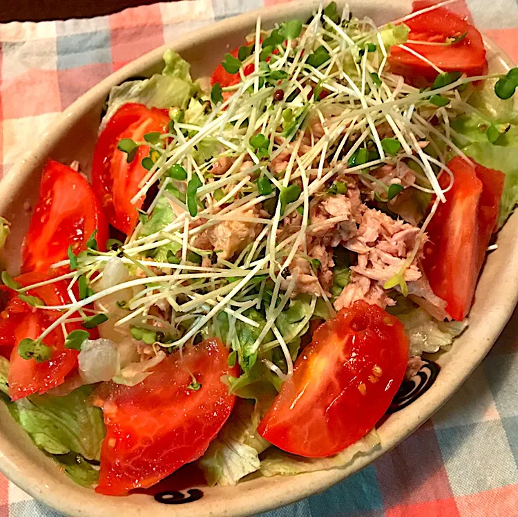 ツナとカイワレのサラダ🥗|純さん