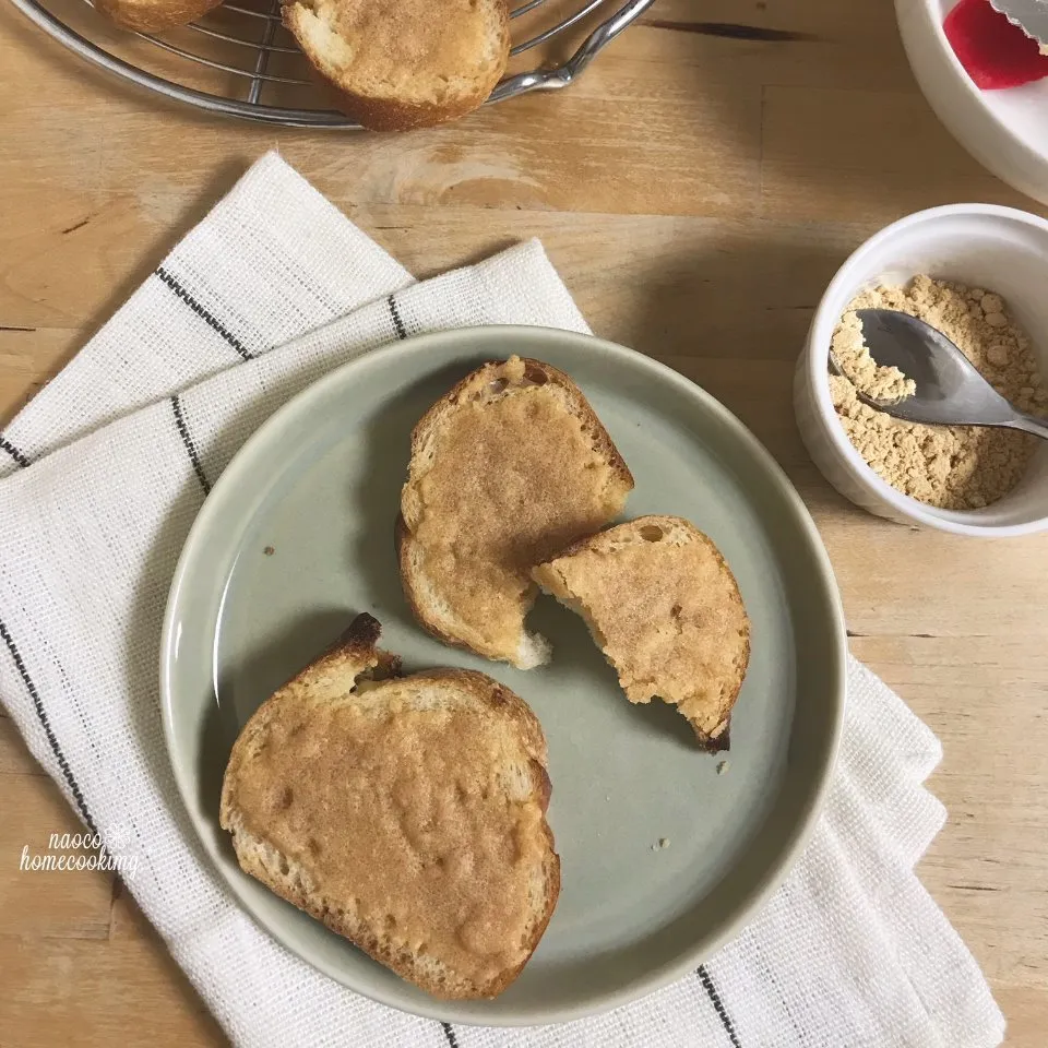 固くなったパンもリメイクで美味しい♪きな粉ラスク|naocoさん