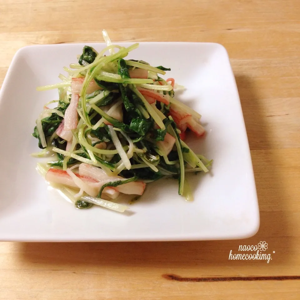 小さいおかず♪水菜とカニかまのガーリック醤油炒め|naocoさん