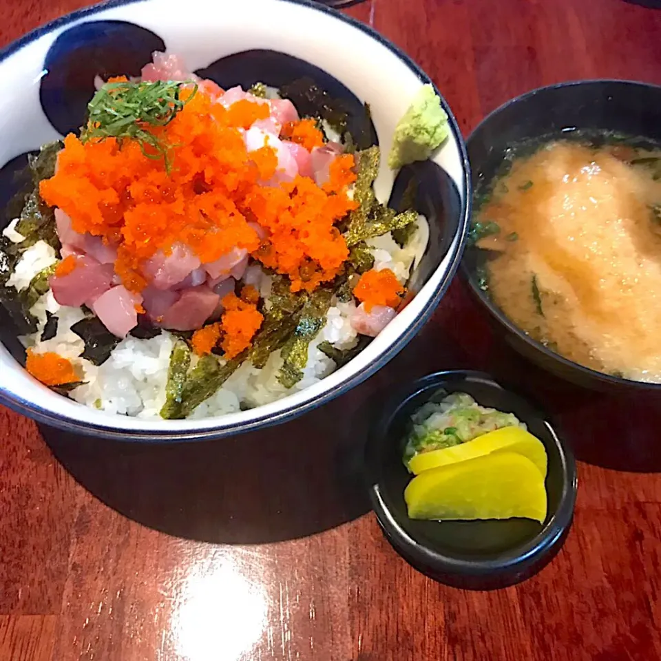 天丼秋山の海鮮丼|Food is lifeさん