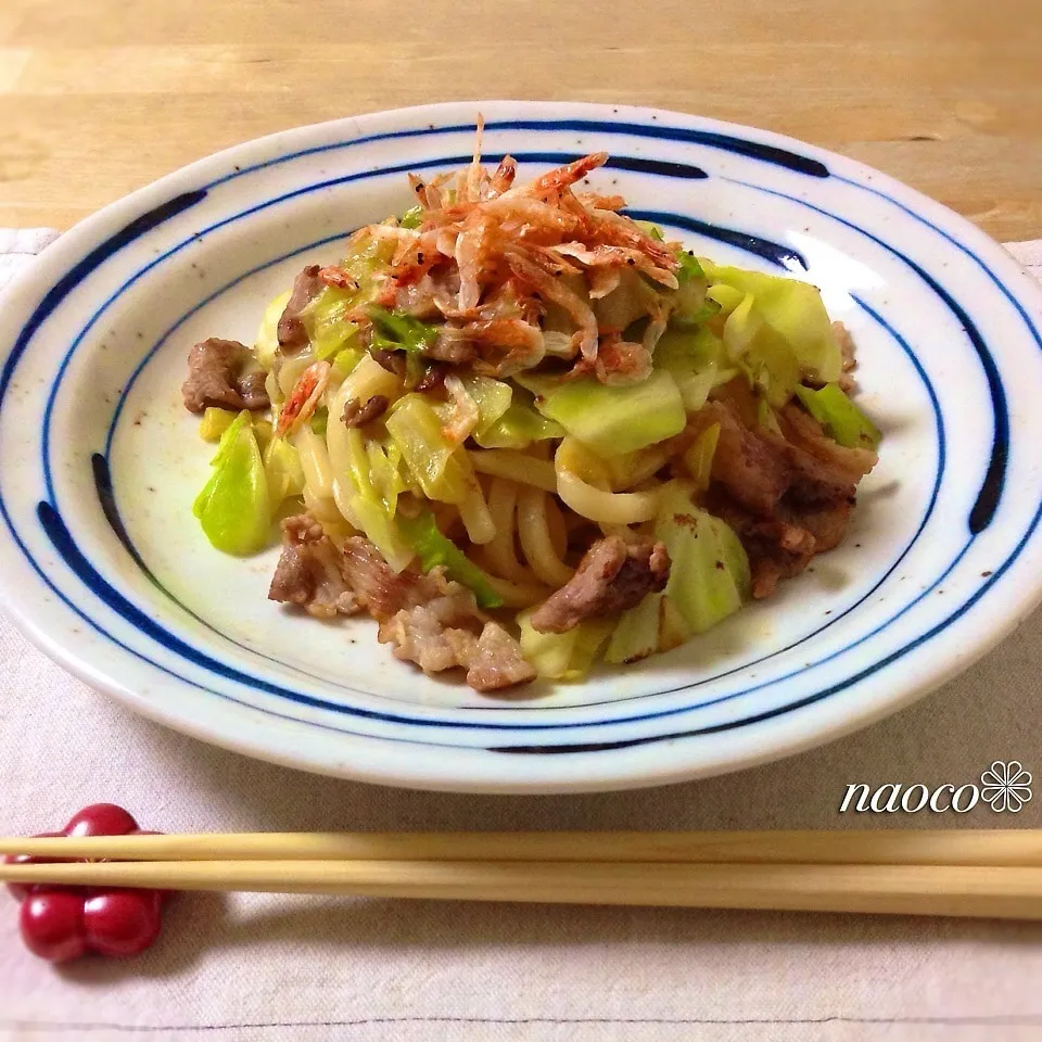 フライパン一つで！桜エビ香る＊ 生姜風味焼うどん|naocoさん