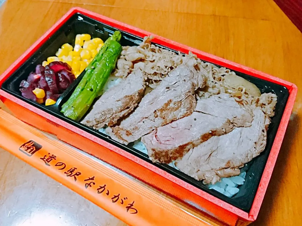 北海道物産展で買ったステーキ弁当|岩﨑 正勝さん