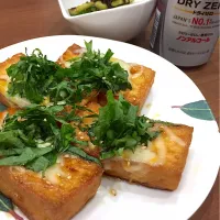 Snapdishの料理写真:厚揚げチーズ照り焼き♪