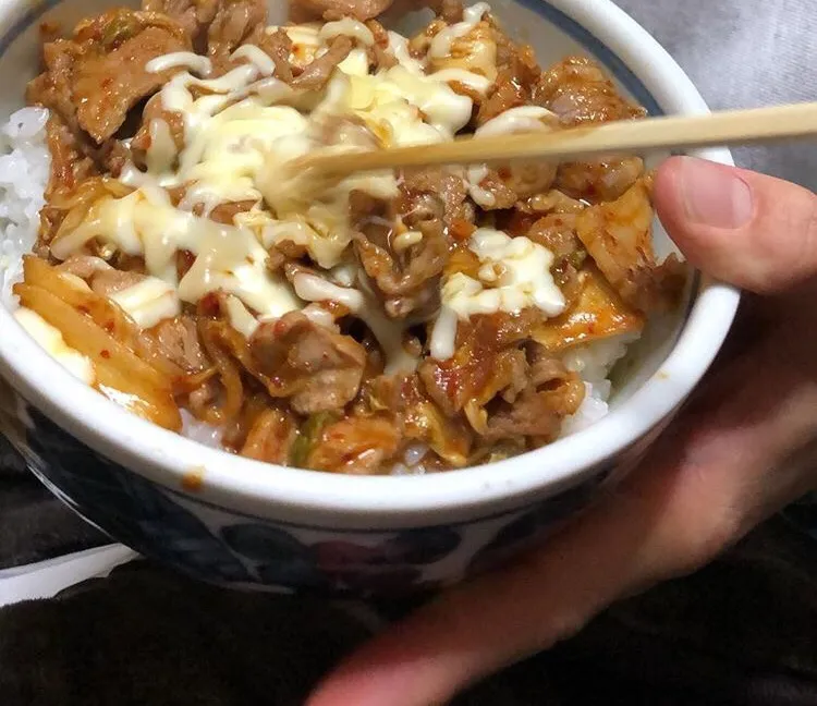 #比企食堂
チーズスタミナ丼|ぬまさん