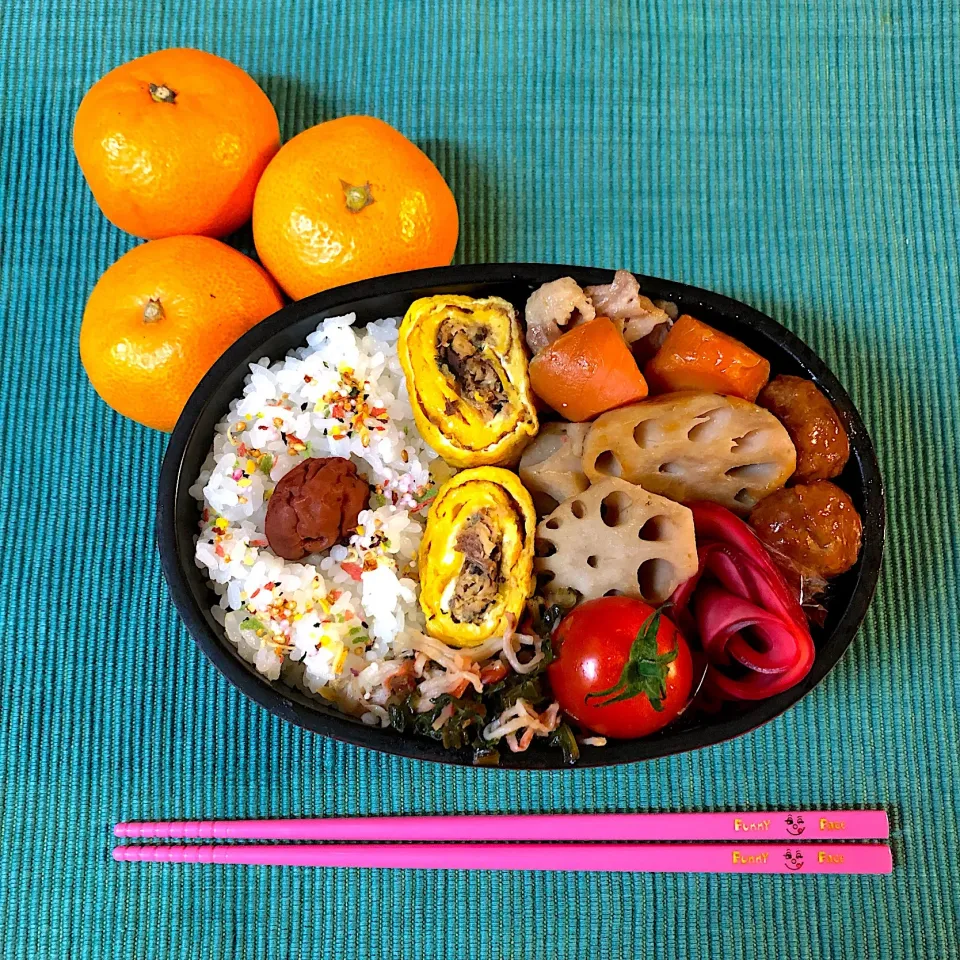 今日のお仕事お弁当。
髪の毛生えるらしい、、イワシ缶詰！のたまご焼き😋|RU.Farmさん