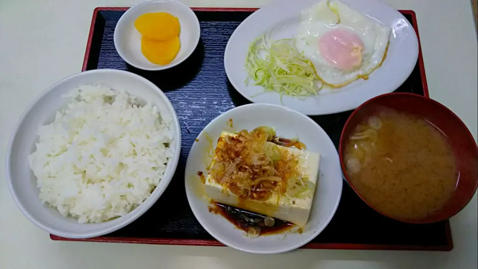 やっこ定食|まぐろさん