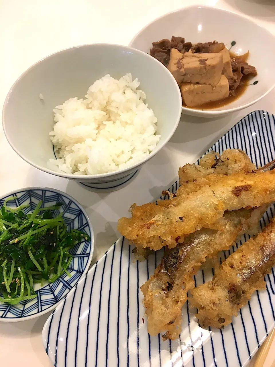 Snapdishの料理写真:キッズ飯 シシャモのフリッター、豆苗とワカメのナムルなど|R＊ko@月曜断食中さん