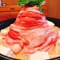 Snapdishの料理写真:#白みそ肉鍋|ココロンさん