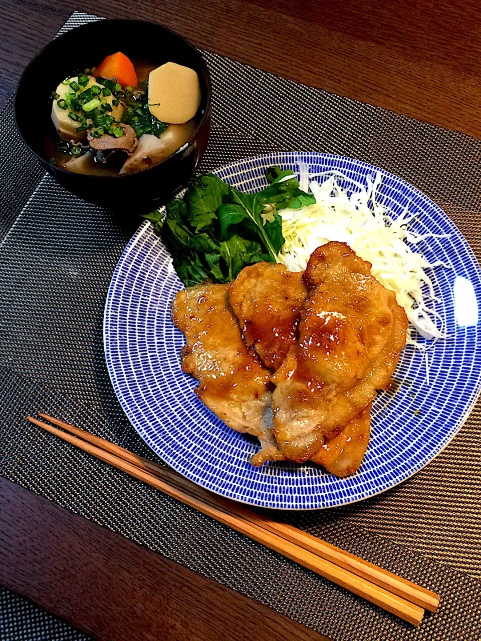 しょうが焼き
芋煮汁|モスグリーンさん