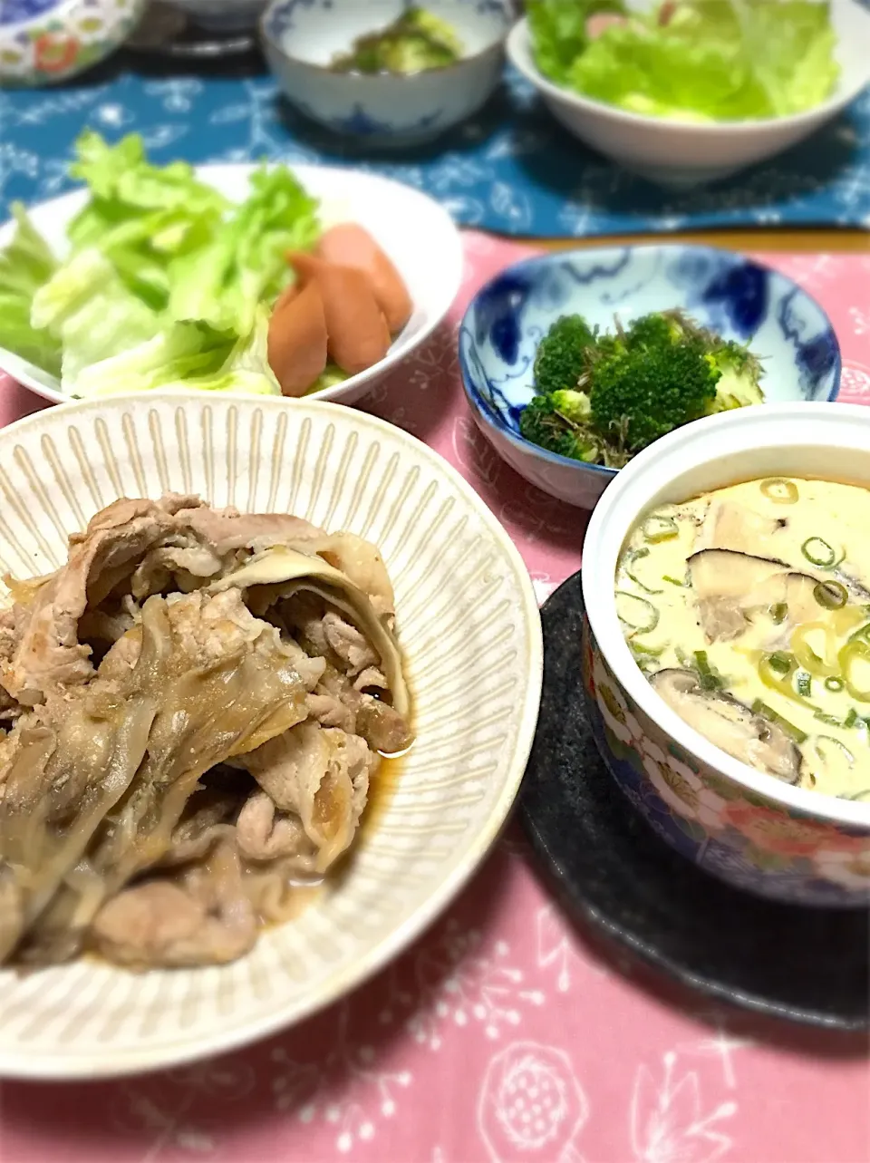 豚肉と舞茸の玉葱おろし煮の晩御飯
2018.12.6
豆腐入り茶碗蒸し
ブロッコリー納豆昆布和え|くっきいママさん