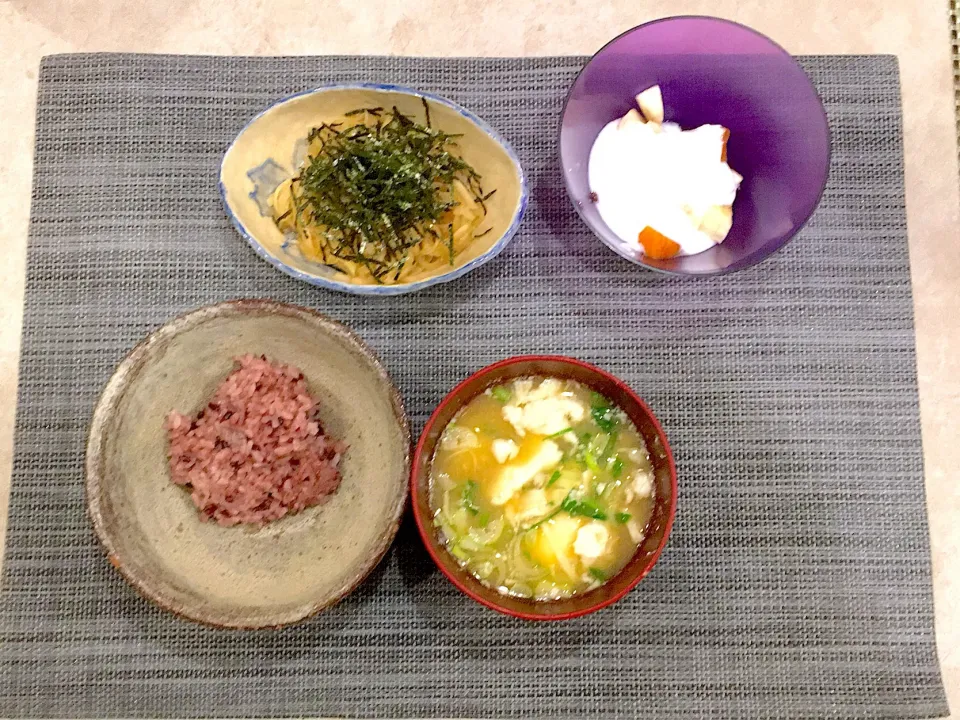 Snapdishの料理写真:黒米で朝ごはん|せつをkitchenさん