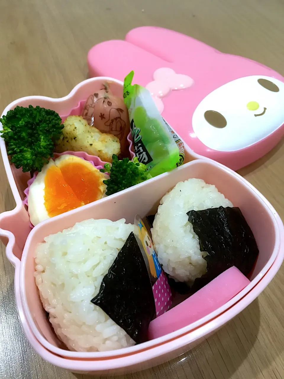 Snapdishの料理写真:12.7年少次女弁当|まゆさん