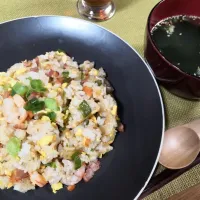 今日の昼ごはん☆チャーハン|Tsukiさん