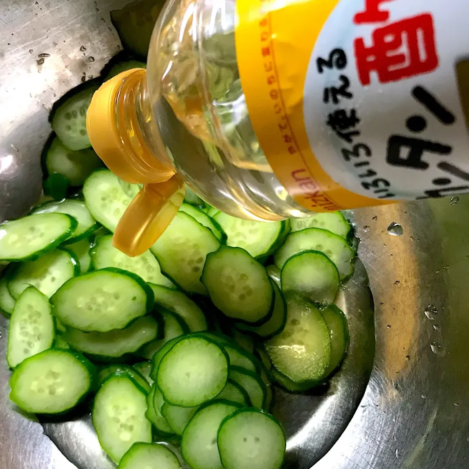 きゅうりの酢の物を冷凍にする。|シュトママさん