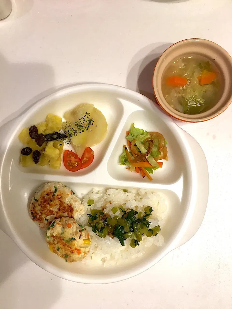 Snapdishの料理写真:1歳3ヶ月ご飯 
12/6夕飯|airi-nさん