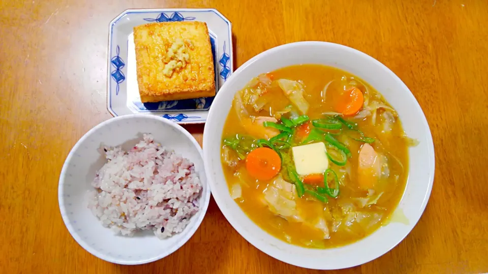 １２月１日　鮭とゴボウの味噌バター鍋　厚揚げ|いもこ。さん