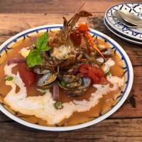 渡り蟹のトムヤムスープ