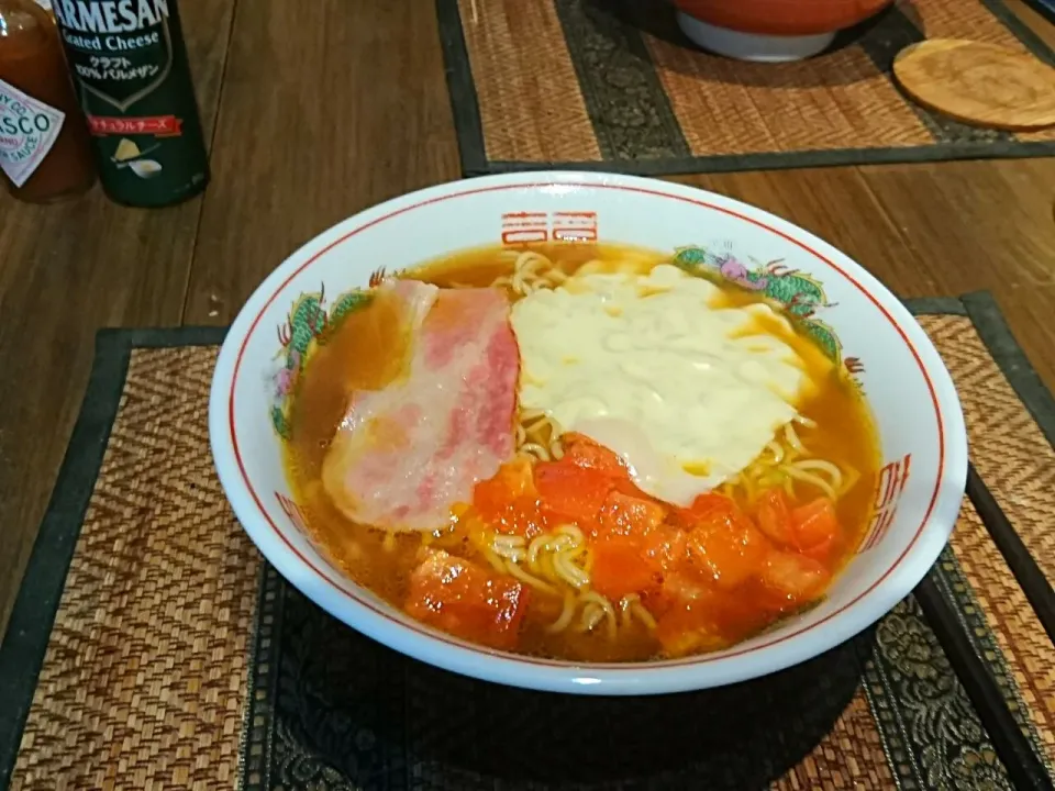 Snapdishの料理写真:サッポロ一番みそラーメン|まぐろさん