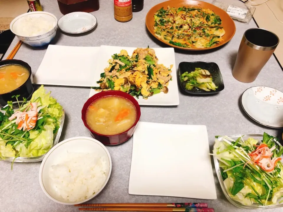 Snapdishの料理写真:チヂミ
壬生菜としめじのふわふわ卵
 #晩ごはん|haacomさん