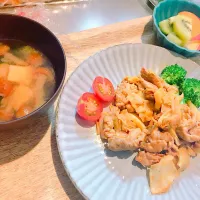 豚とキャベツの醤油カレー炒め|Yuka Ozakiさん