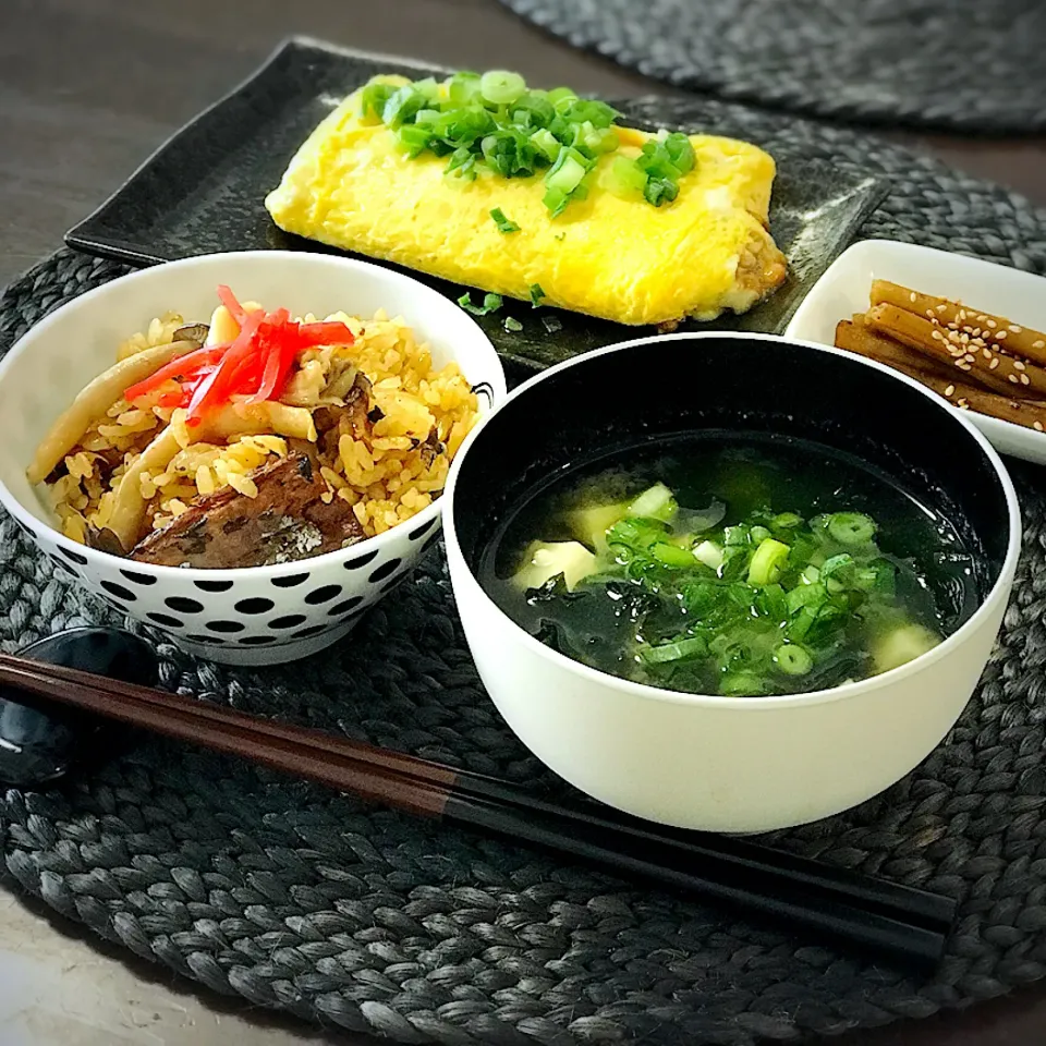 缶詰で簡単！さんまとたっぷりキノコの炊き込みご飯 作り方・レシピ | 料理・レシピ動画サービスのクラシル|恭子さん