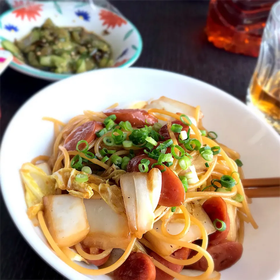 白菜とウインナーの醤油パスタ|かもめさん