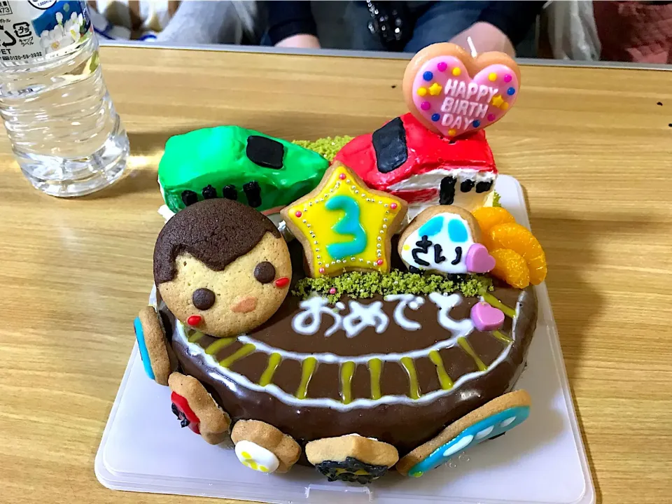 Snapdishの料理写真:お誕生日ケーキ|takemamaさん