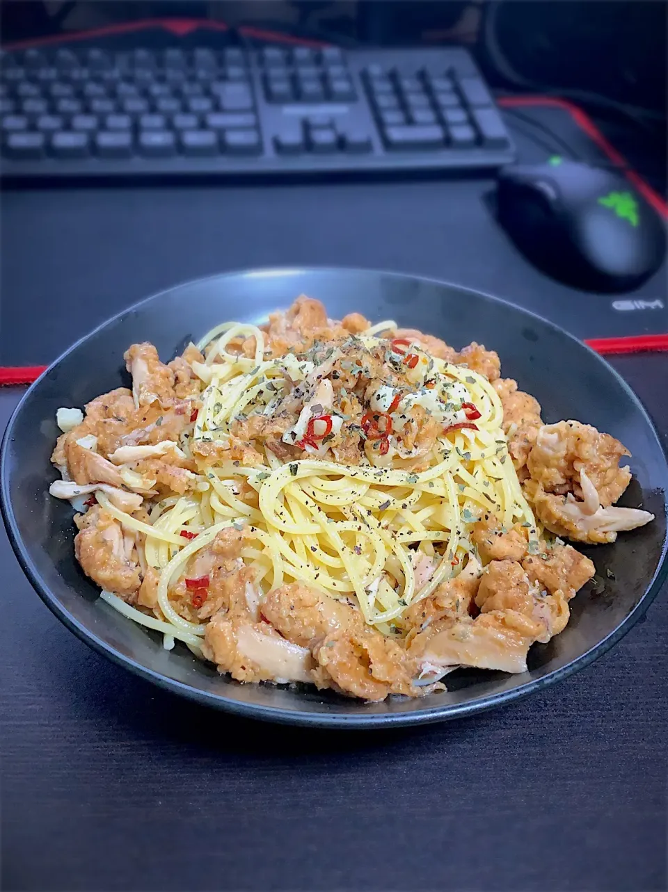 チキチキボーンペペロンチーノ|田中トムさん