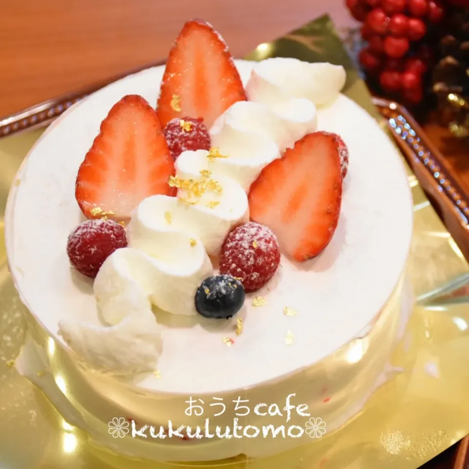 Snapdishの料理写真:❁クリスマスケーキ🍰❁|kukulutomo ❁𓎪 ⡱𓎩‎𐩢𐩺𓎪 ⡱さん